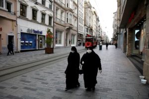 Τρέχει τώρα και δεν φτάνει ο Ερντογάν με τον ιό: Σε καραντίνα 31 πόλεις