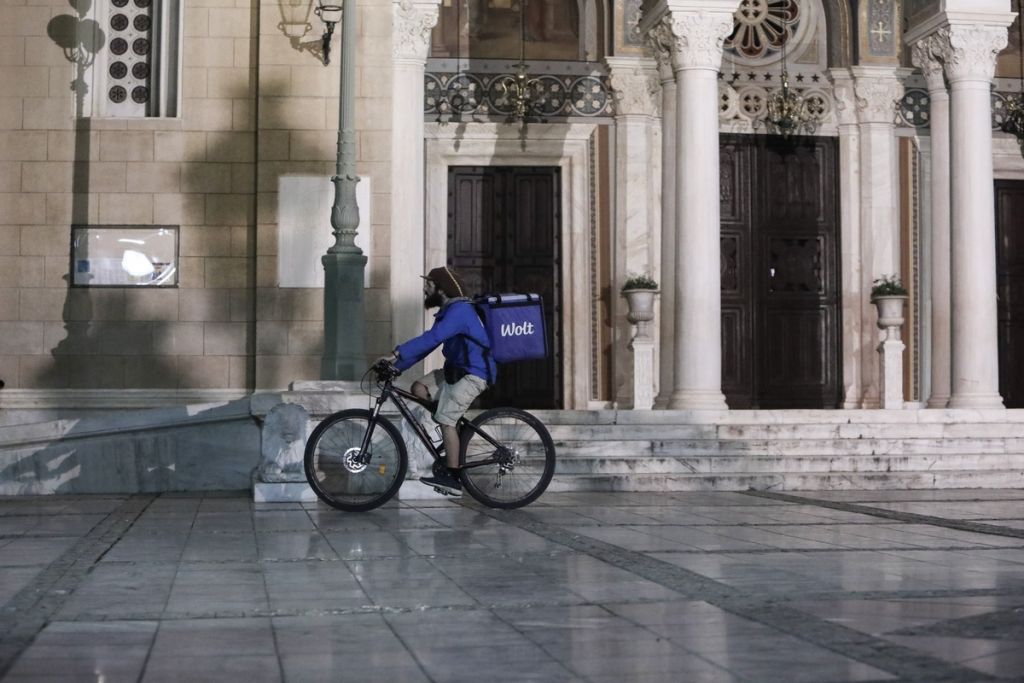 Η οικονομία της επιβίωσης στα χρόνια μετά τον κοροναϊό – Κερδισμένοι της επιδημίας