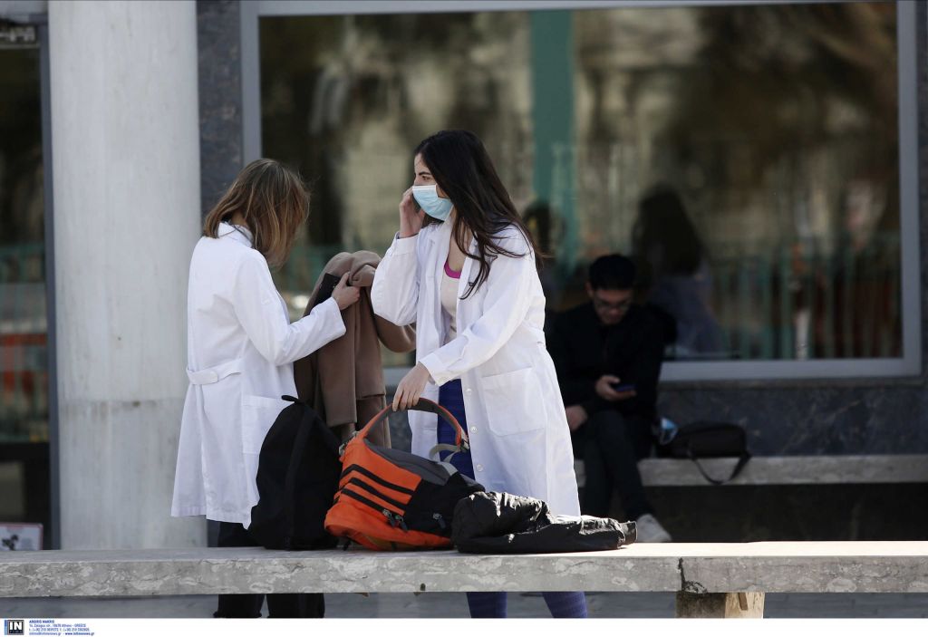 Κοροναϊός στην Ελλάδα : Αρχίζει η πιο κρίσιμη φάση της πανδημίας – Πώς έχει η κατάσταση στη χώρα