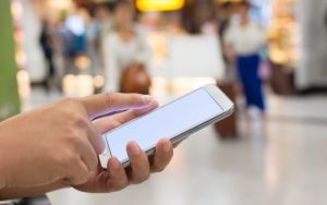 Εφαρμογές «ψηφιακής ιχνηλάτησης» στα κινητά – Τι προβληματίζει τους επιστήμονες