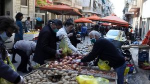 Παπαθανάσης : Σπάνε στα δύο οι λαϊκές αγορές στην Αττική
