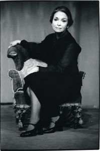 Στον Κήπο της Κυρίας των Σιωπών