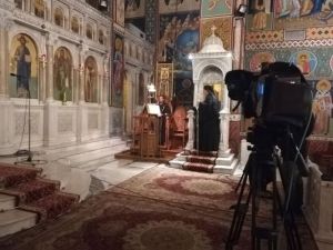 Λειτουργίες κεκλεισμένων των θυρών έως τη Δευτέρα του Πάσχα