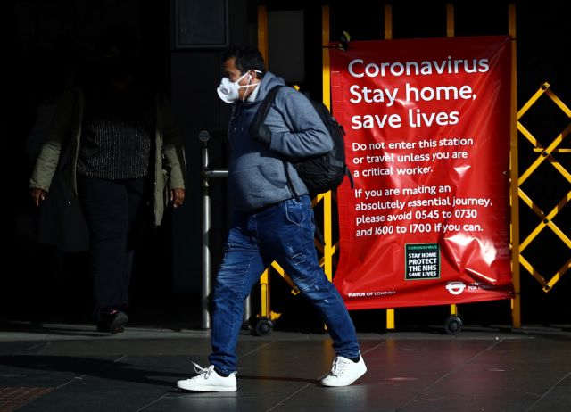 Κοροναϊός : Τουλάχιστον μέχρι το τέλος Μαΐου η καραντίνα στη Βρετανία