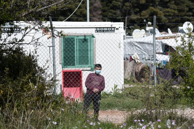 Μηταράκης στο MEGA: Θα νοσήσουν κάποιοι από τους 100.000 πρόσφυγες και μετανάστες