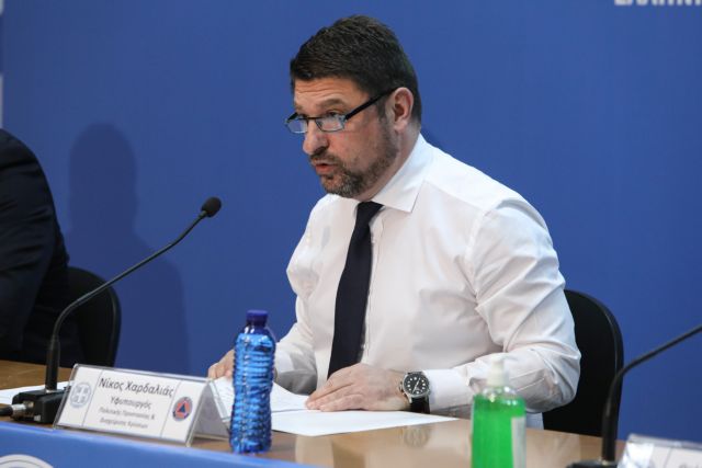 Ο Νίκος Χαρδαλιάς εύχεται «Καλό Πάσχα» με… Διονύση Σαββόπουλο