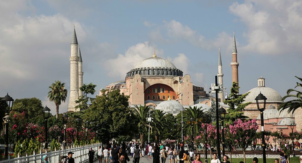Ερντογάν: Προσευχή στην Αγία Σοφία για την Άλωση της Πόλης