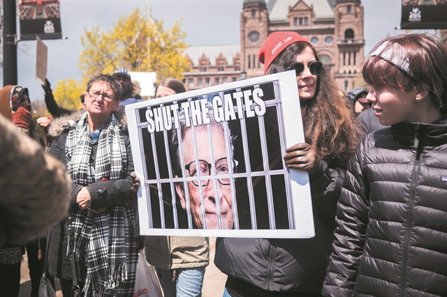 Για όλα φταίει ο Μπιλ Γκέιτς