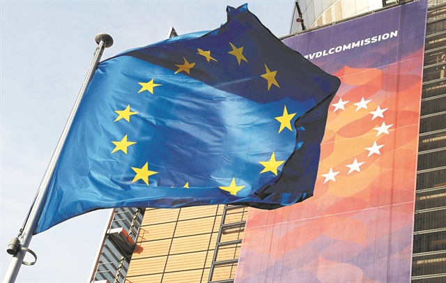 Μετά την Καρλσρούη, τι;