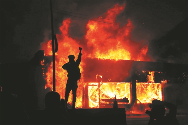 Προβλέποντας το μέλλον μέσα από το παρελθόν