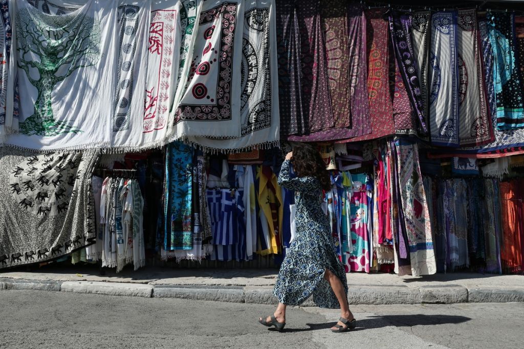 ZDF: Η Ελλάδα αντιμετώπισε σωστά την κρίση του κοροναϊού, τώρα προσπαθεί να σώσει την τουριστική σεζόν