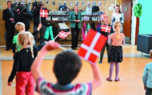 H Δανία πρότίθεται να απαγορεύσει τη χρήση μπούρκας και νικάμπ στα σχολεία και τα πανεπιστήμια