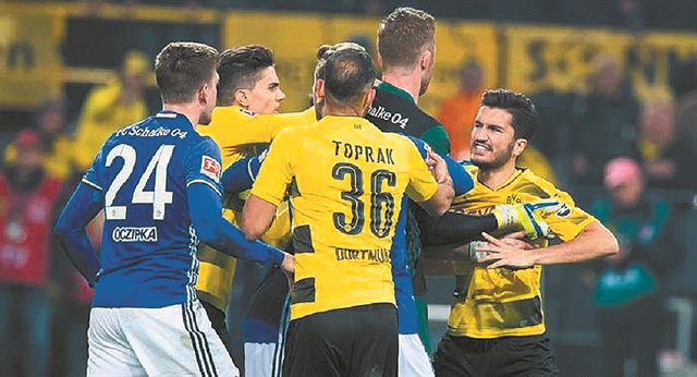 Τα (τηλεοπτικά) βλέμματα στο Revierderby