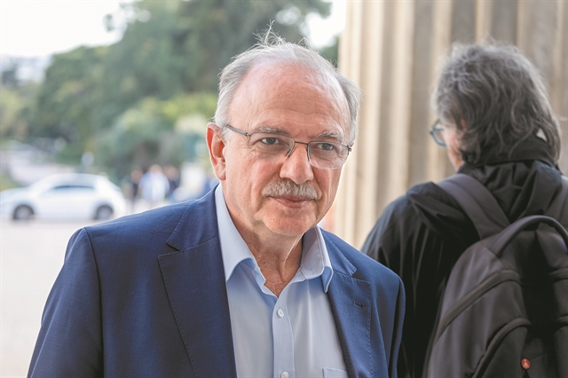 Τρεις εικόνες για ένα ναυάγιο