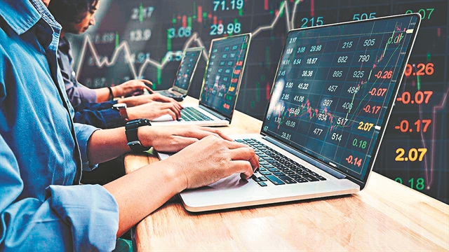 Στο ζενίθ η νευρικότητα, στο ναδίρ οι συναλλαγές στο Χρηματιστήριο