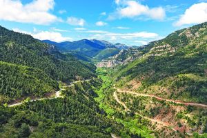 Γεωπάρκο Χελμού – Βουραϊκού: Το άγνωστο «πάρκο» της UNESCO