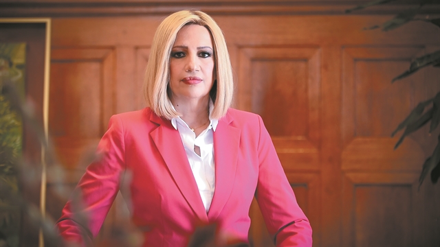 Με ταυτότητα ενεργού μέλους στο PES