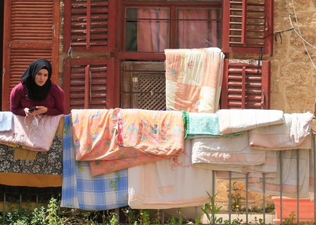 Οι γυναίκες «σήκωσαν» το μεγαλύτερο βάρος του νοικοκυριού στο lockdown