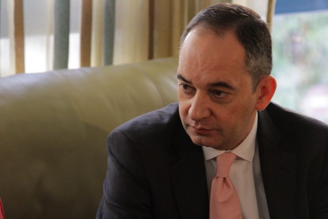 Πλακιωτάκης: Δεν θα επιτραπεί η μετάβαση στα νησιά από τις 18 Μαΐου