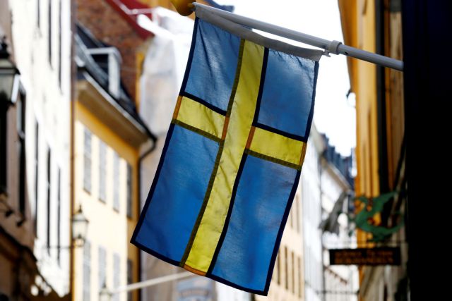 Κοροναϊός : Αβοήθητοι οι ηλικιωμένοι στη Σουηδία – Τι πήγε λάθος