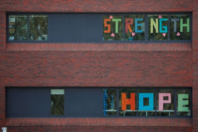 ΠΟΥ για κοροναϊό: «Δίνουμε μάχη, αλλά υπάρχει ελπίδα»