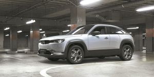 Από τη Χιροσίμα το πρώτο ηλεκτρικό SUV της Mazda