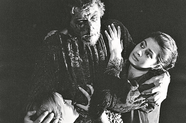 Τάκης Μουζενίδης