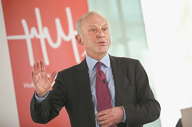 «Το εμβόλιο ίσως να μη χρειαστεί»