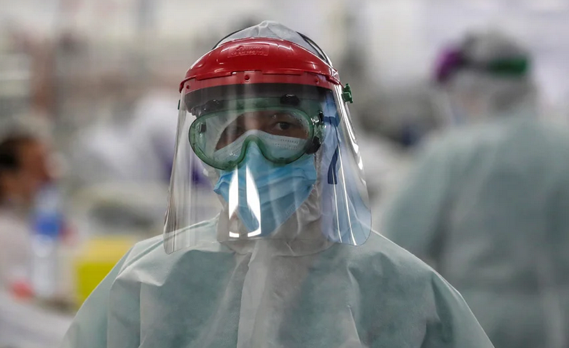 Covid-19 : Σημαντικό μέσο προστασίας οι διαφανείς ασπίδες προσώπου