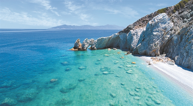 Η Σκιάθος μέσα από το Mega