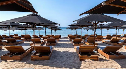 Πώς θα λειτουργήσουν οι οργανωμένες παραλίες το Σαββατοκύριακο