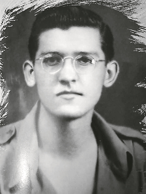 Ενας έφηβος ετών 92