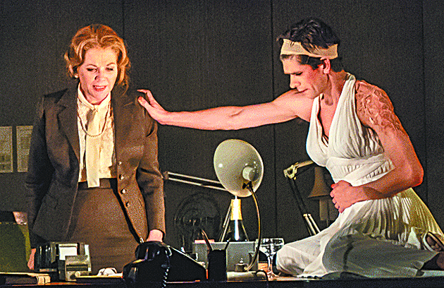 «Στο λαρύγγι του Πόθου»