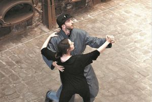 Θέατρο, εξερευνήσεις και γυμναστική online