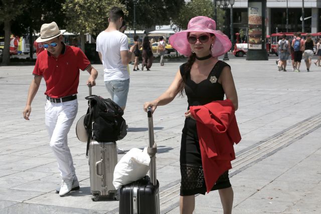 Πώς θα γίνονται οι μετακινήσεις με αεροπλάνο και πλοίο λόγω κοροναϊού