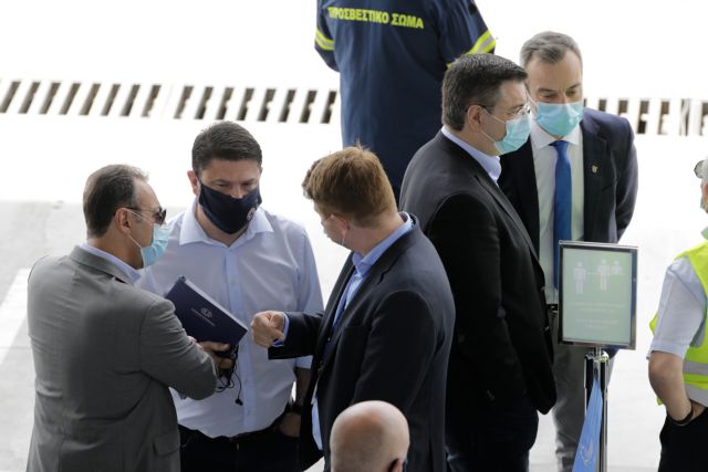 Το fan club του Νίκου Χαρδαλιά