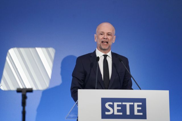 Ρέτσος για τουρισμό: Προτεραιότητα για φέτος η διαφύλαξη της φήμης της χώρας