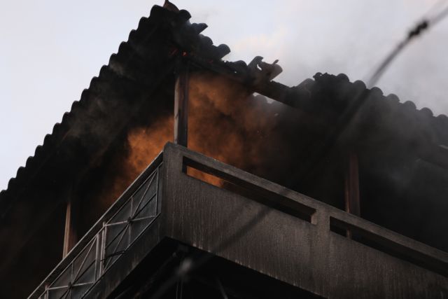 Συναγερμός στην Πυροσβεστική – Φωτιά σε διαμέρισμα στο Γαλάτσι