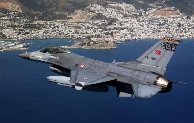 Τέσσερις εικονικές αερομαχίες με τουρκικά μαχητικά