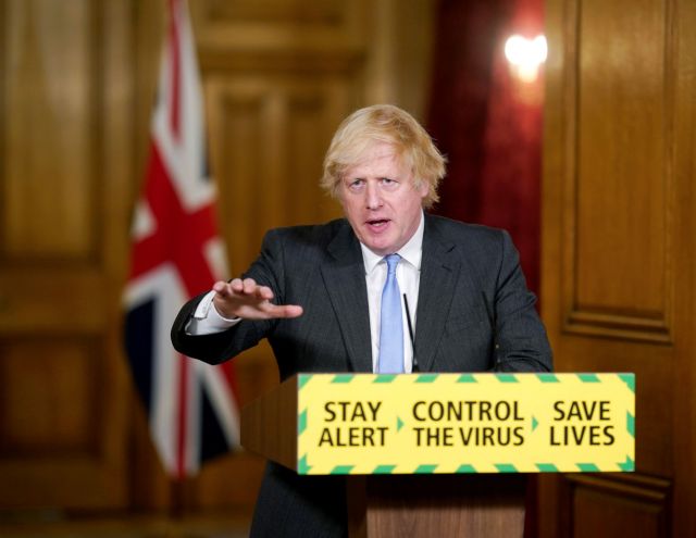 Τζόνσον: Επικίνδυνος ο ιός αλλά είμαστε καλύτεροι στην αντιμετώπισή του