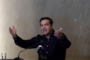 Με τραγούδι οι ευχές του Τσίπρα για τις Πανελλαδικές