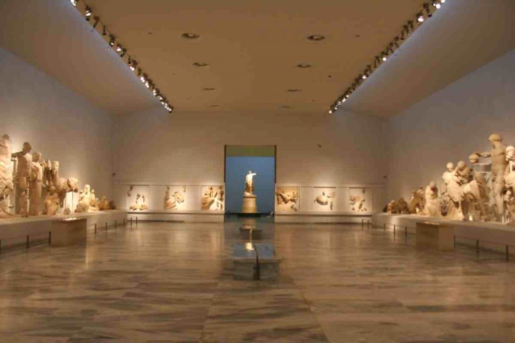 Αρχαία Ολυμπία: Με όλα τα μέτρα προστασίας υποδέχεται ξανά επισκέπτες το Μουσείο