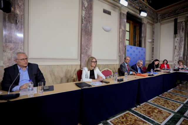 Πηγές της ΝΔ καρφώνουν Παπαγγελόπουλο για τη γνωμοδότηση του Επιστημονικού Συμβουλίου