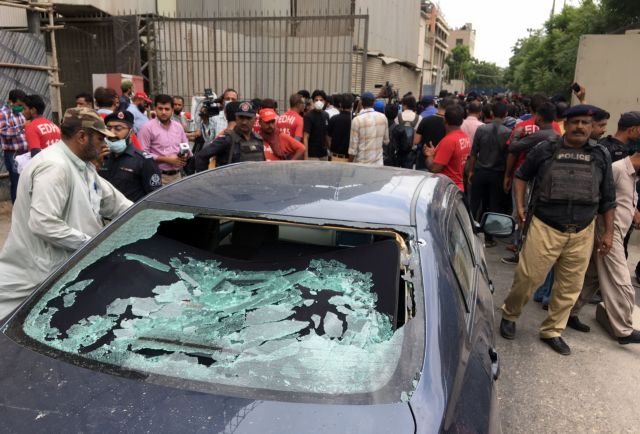 Πακιστάν: Eνοπλη επίθεση με νεκρούς στο Χρηματιστήριο του Καράτσι