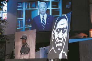 Προβάδισμα δέκα μονάδων δίνουν τα γκάλοπ στον Τζο Μπάιντεν