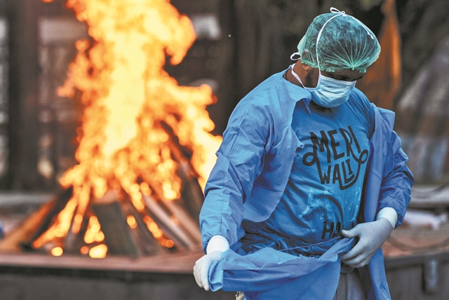 Ανοιχτά σύνορα, πολλοί κανόνες