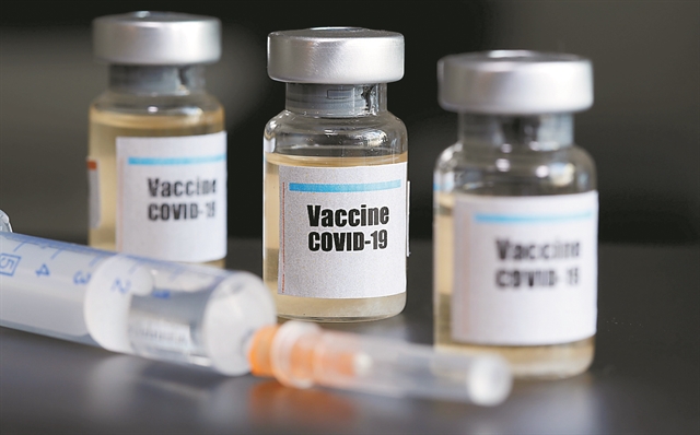 Αποτελεσματικό σε όλες τις ηλικίες το εμβόλιο της Οξφόρδης