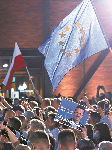 Ορόσημο για την Πολωνία ο β’ γύρος