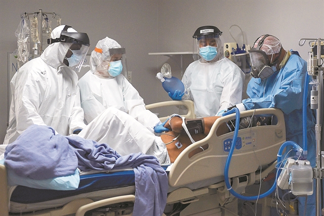 Η πανδημία μείωσε το προσδόκιμο ζωής στις ΗΠΑ