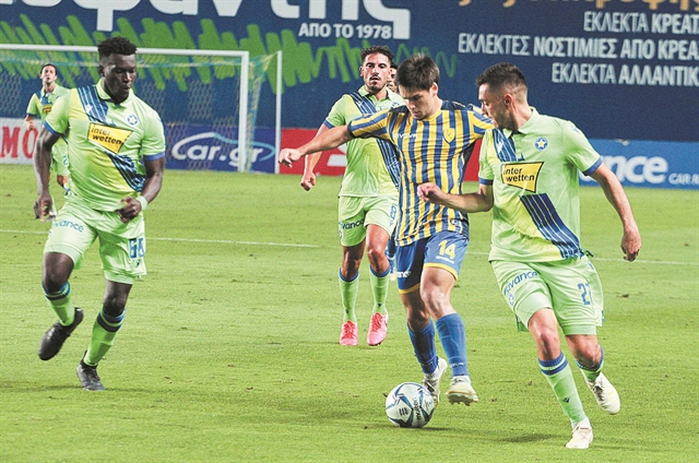 To… θρίλερ της παραμονής συνεχίζεται